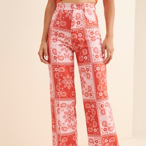 Lisa Says Gah Robyn Paisley Floral Butterfly Pink Wide Leg High Rise Jean 25 - Picture 1 of 8